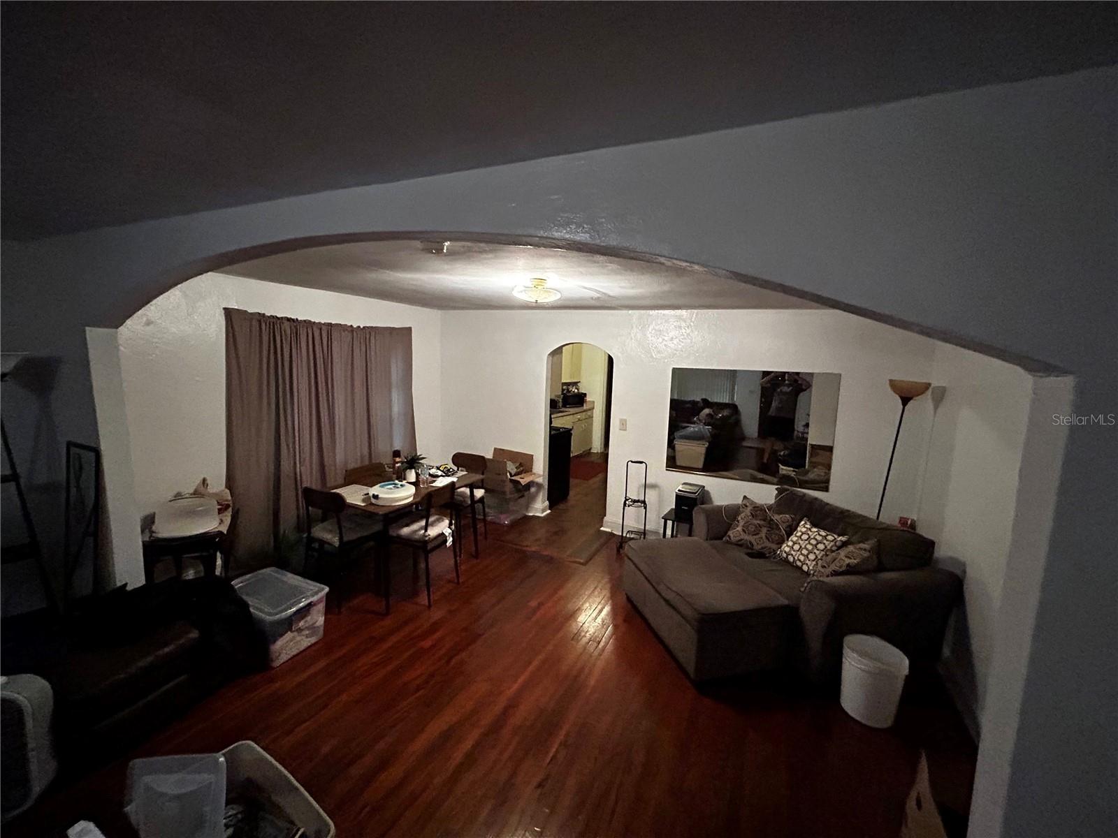 415 Model St Property Photo 27