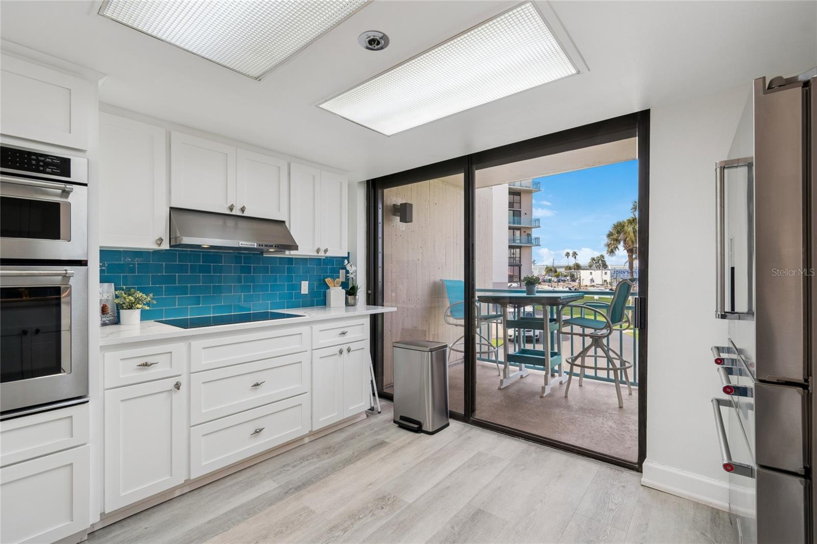 1 Key Capri #101e Property Photo 19