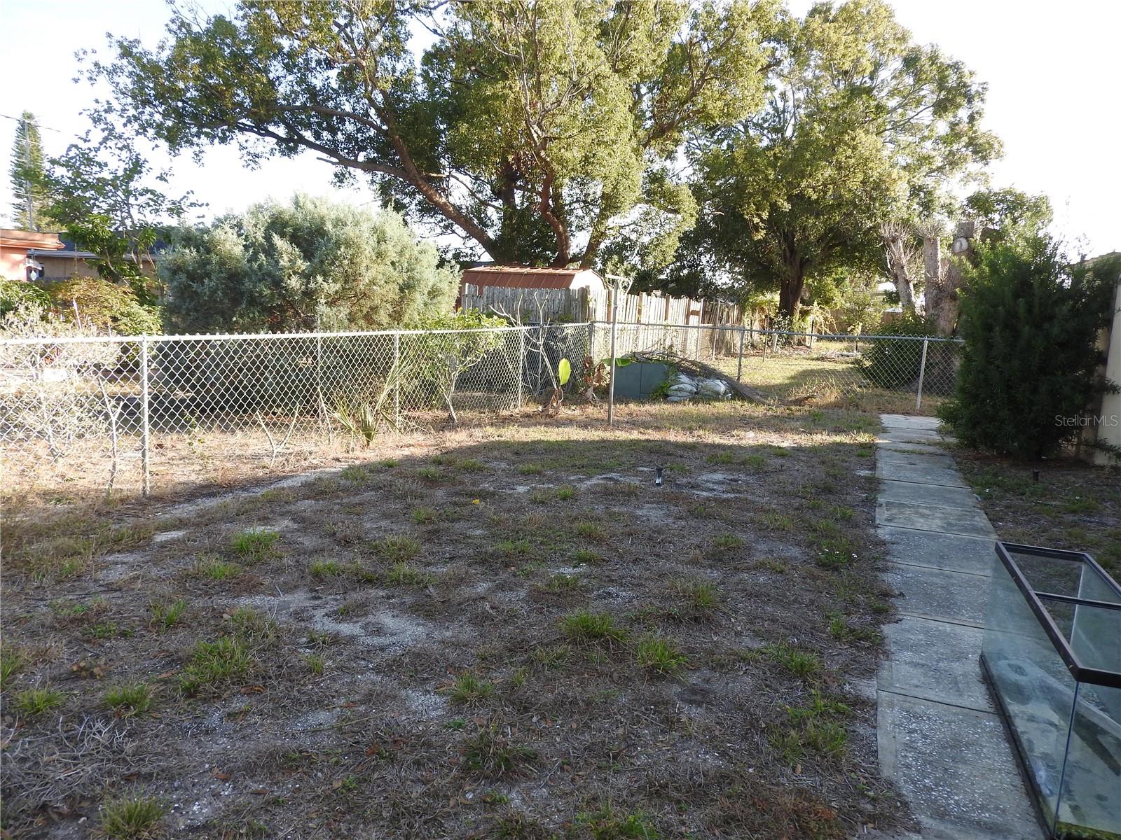 1324 Viking Dr Property Photo 8