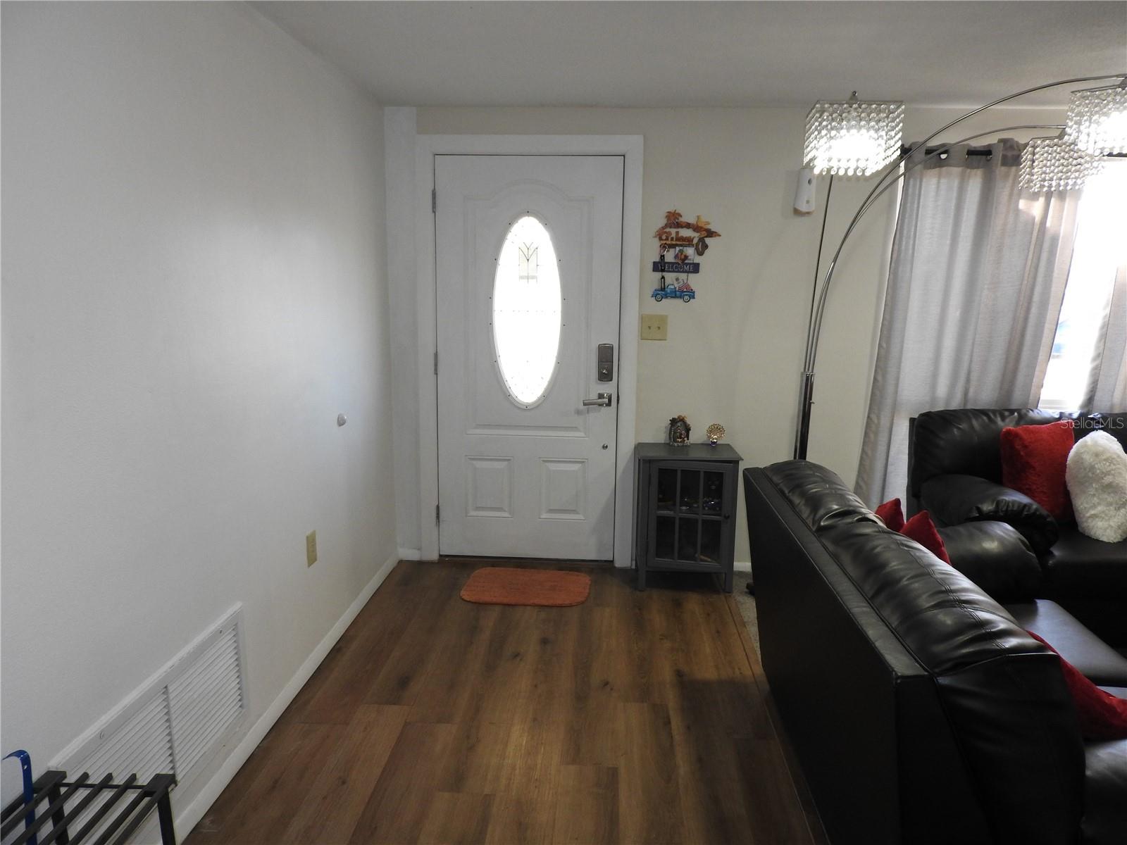1324 Viking Dr Property Photo 11