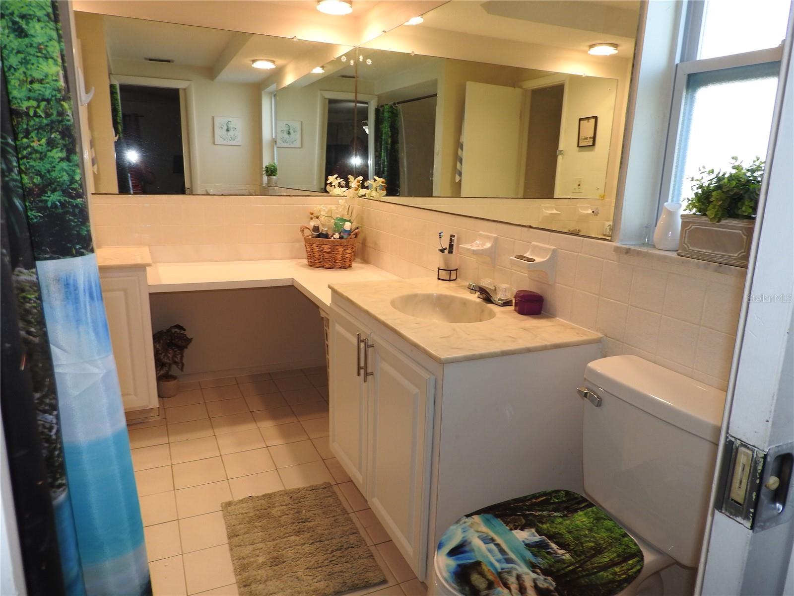 1324 Viking Dr Property Photo 25