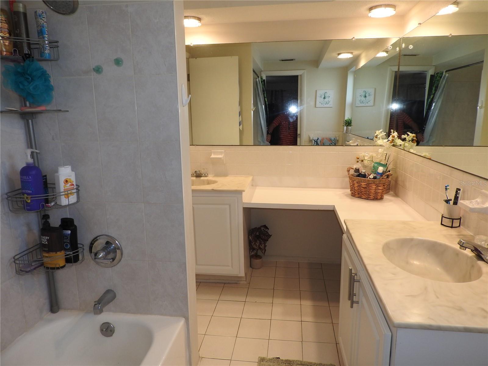 1324 Viking Dr Property Photo 26
