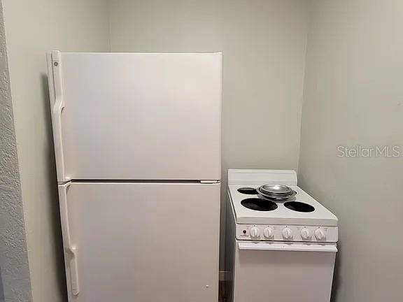 820 8th Ave S #e Property Photo 5