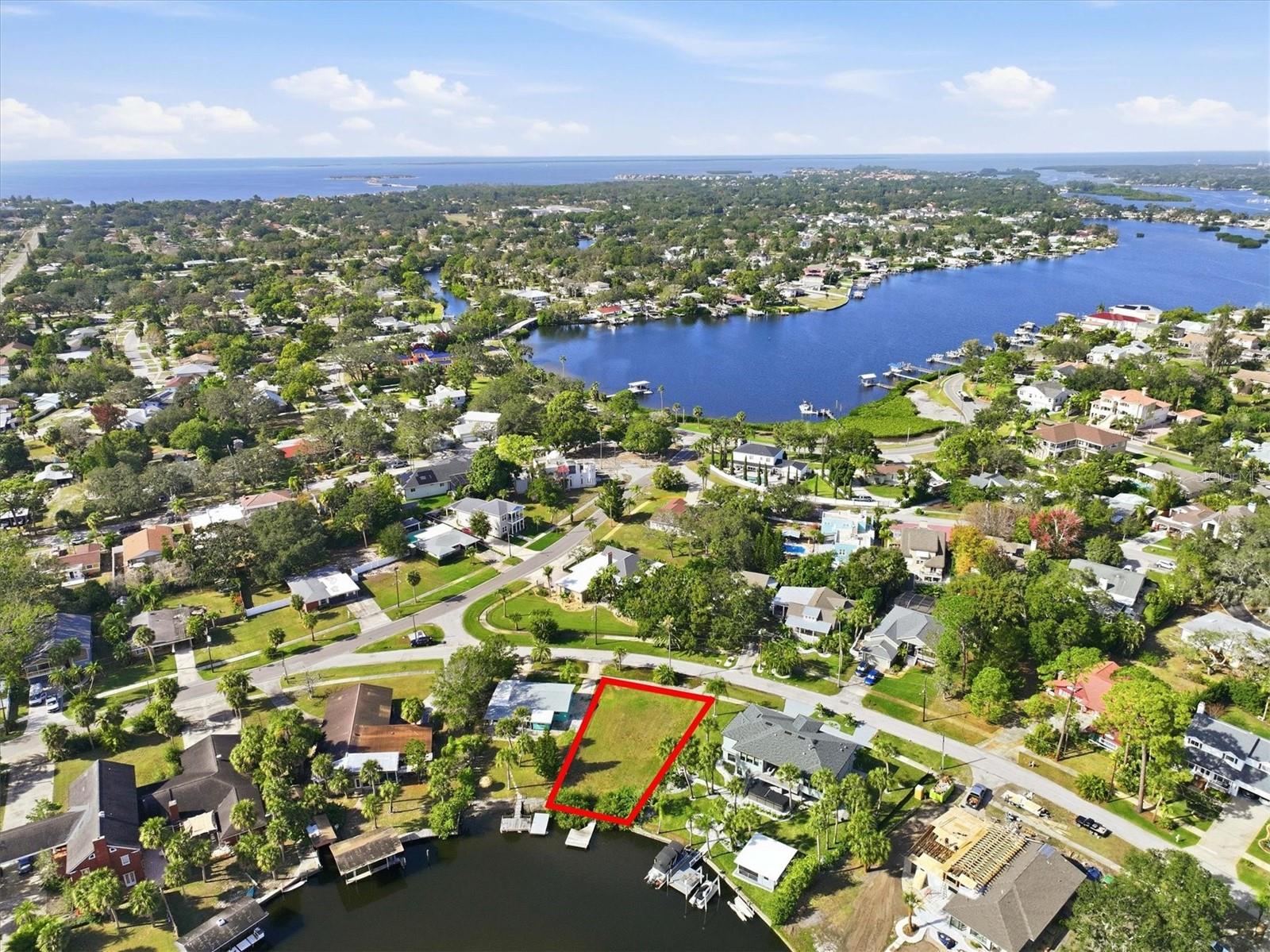 56 Inness Dr Property Photo 3