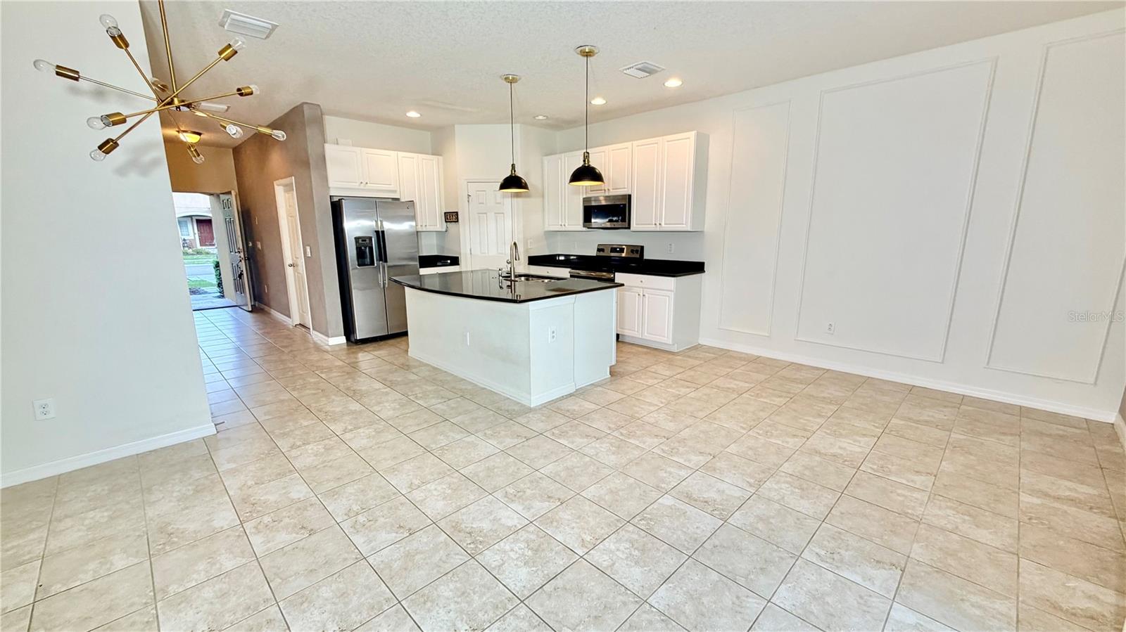 7037 Woodchase Glen Dr Property Photo 7