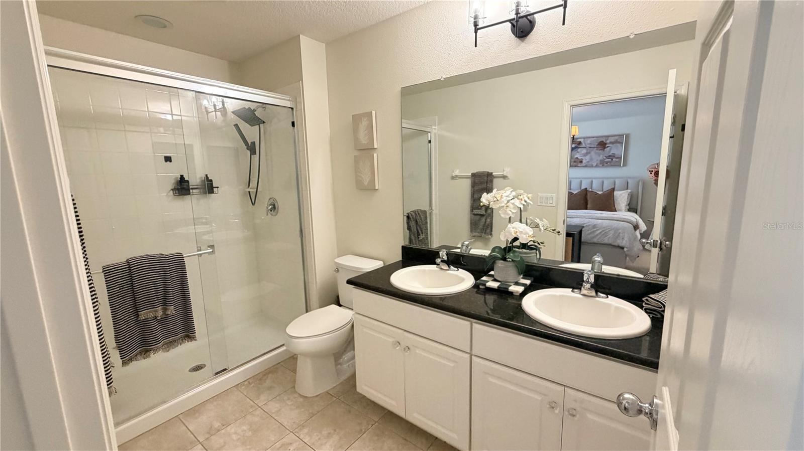 7037 Woodchase Glen Dr Property Photo 22