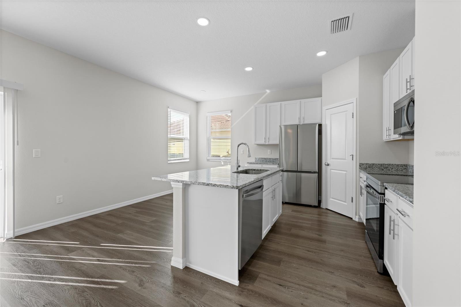 9316 Gentle Ben Ct Property Photo 10