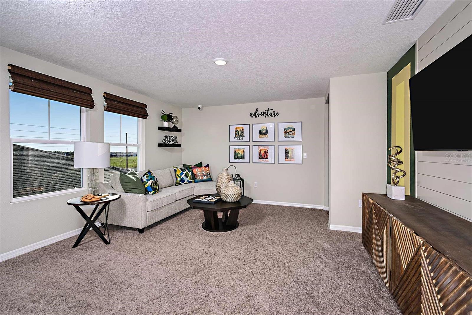 5019 Oaks River St Property Photo 11