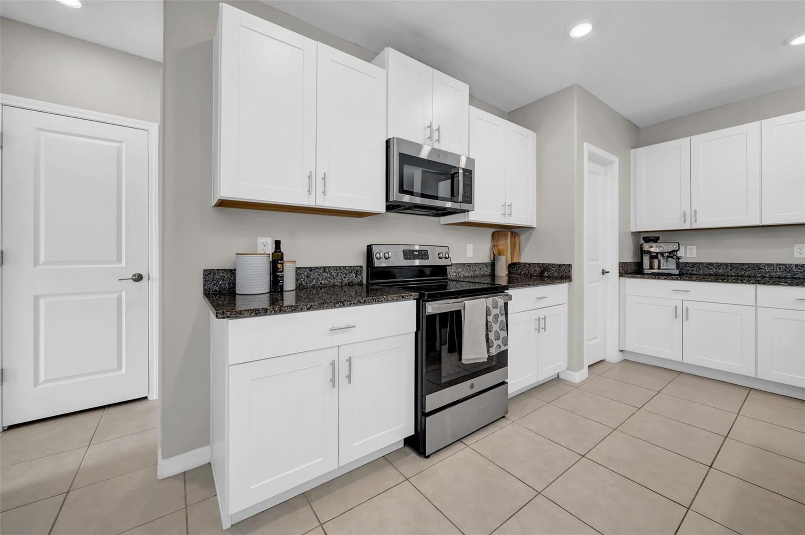 31440 Barrel Wave Way Property Photo 10