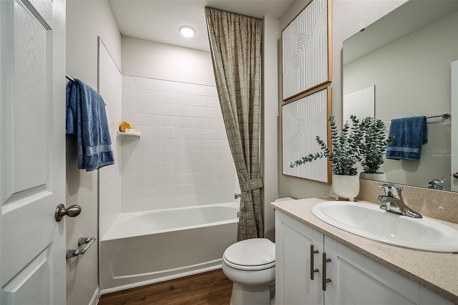 1103 Foreshore Ln Property Photo 11