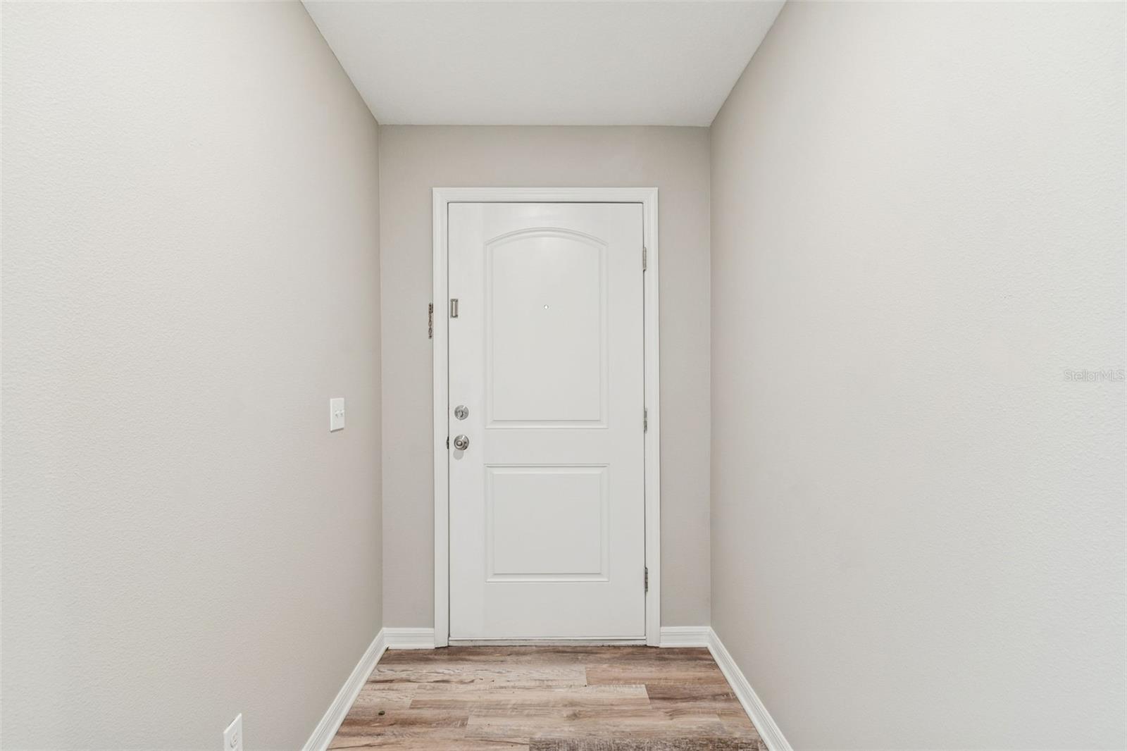 2277 Caspian Dr Property Photo 7