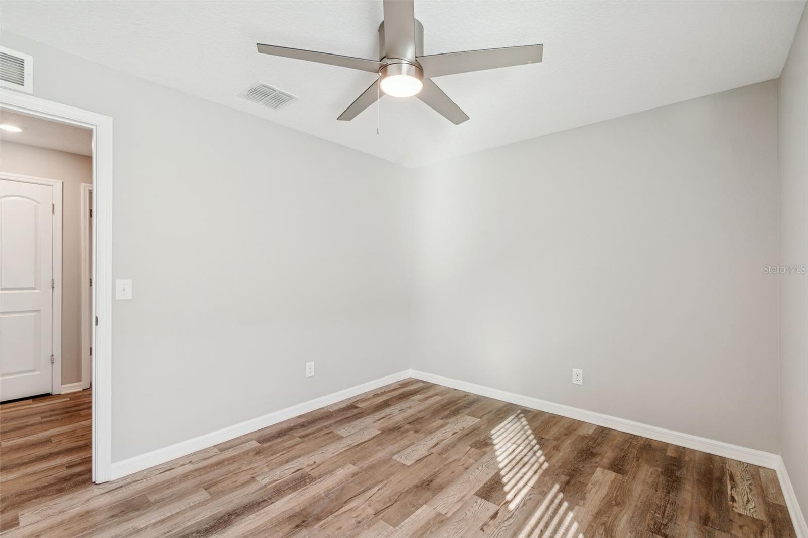 2277 Caspian Dr Property Photo 21