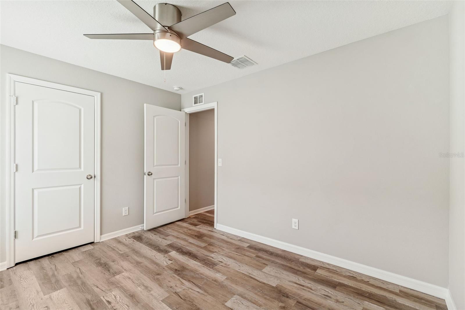 2277 Caspian Dr Property Photo 22