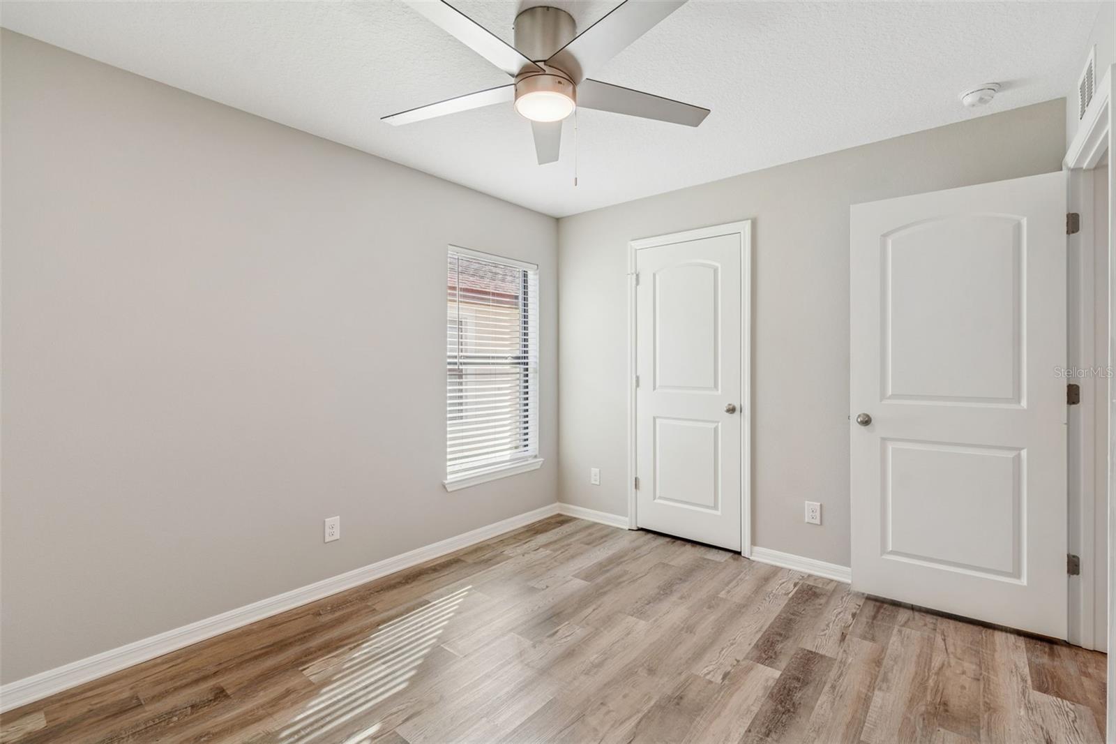 2277 Caspian Dr Property Photo 23