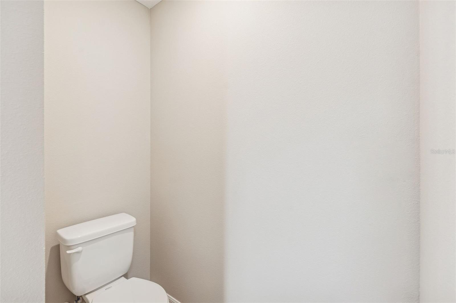 2277 Caspian Dr Property Photo 43