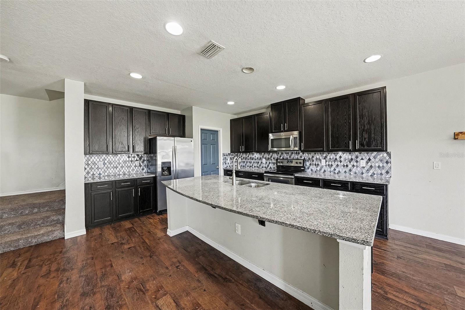 10233 Newminster Loop Property Photo 2