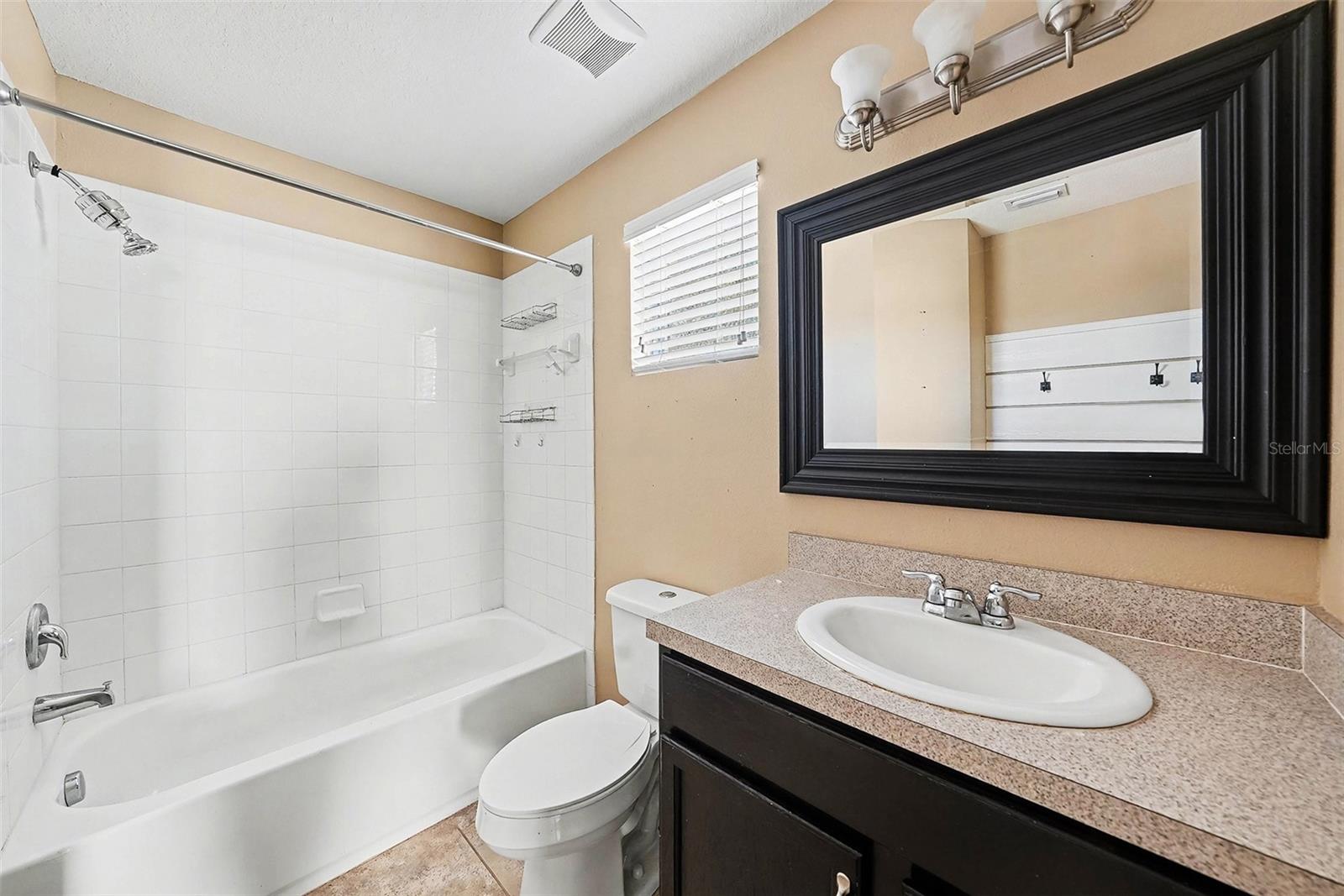 10233 Newminster Loop Property Photo 15