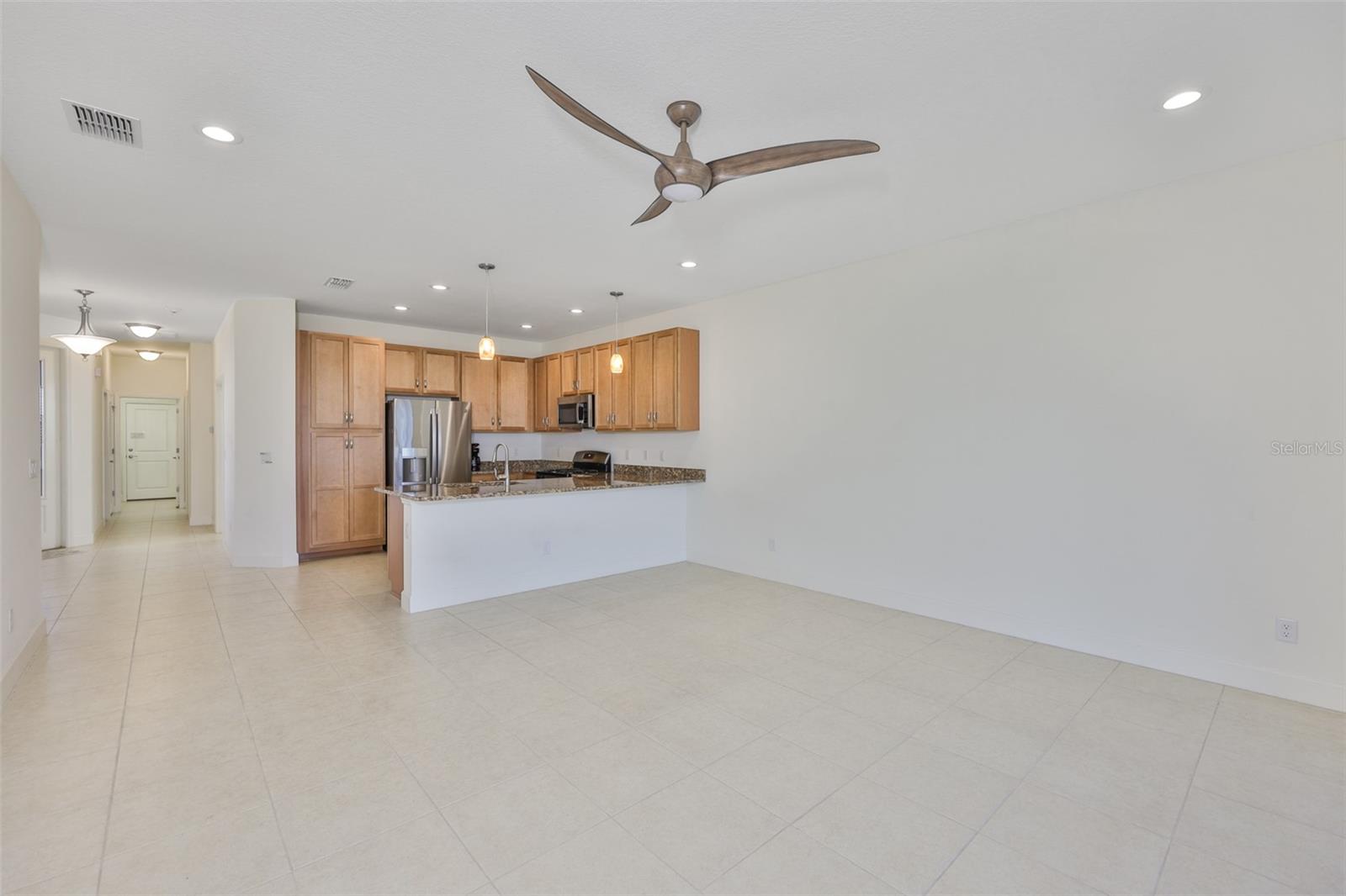 4906 Avila Lakes Dr Property Photo 15