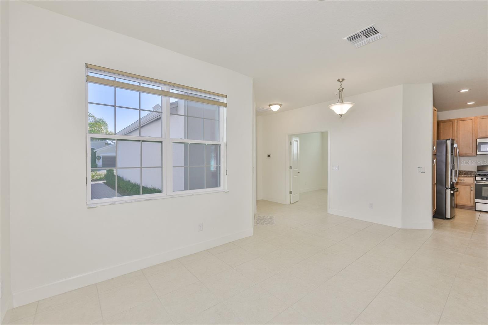 4906 Avila Lakes Dr Property Photo 31