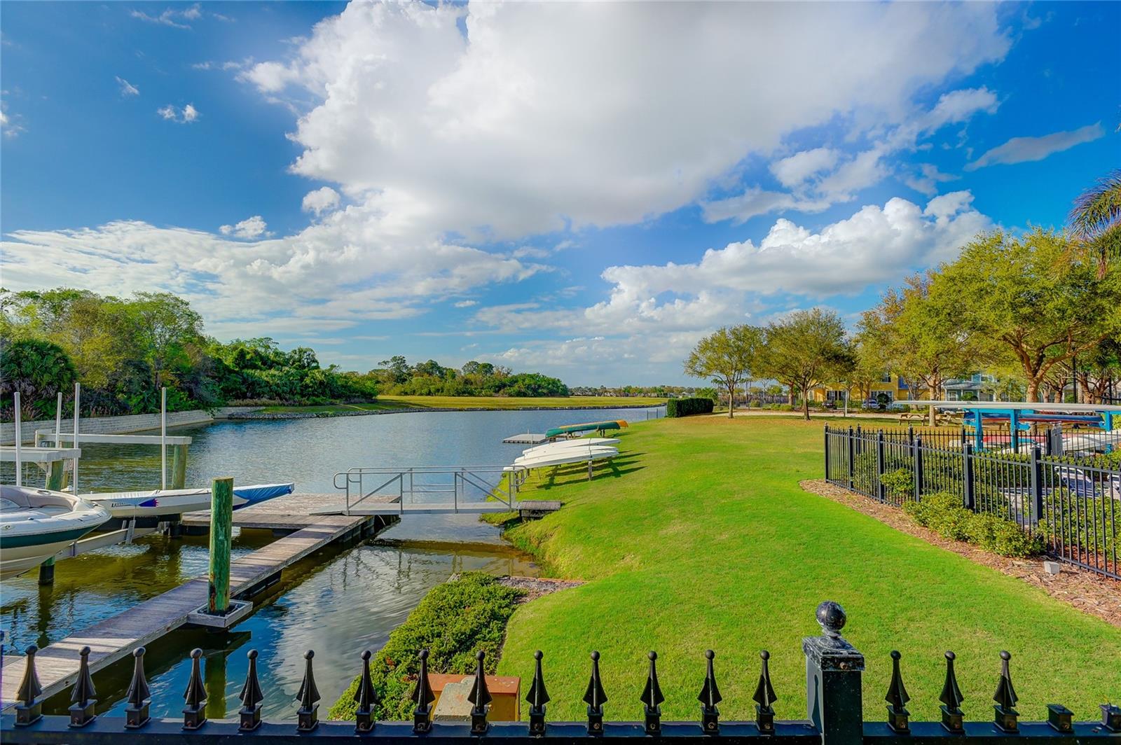 618 Manns Harbor Dr Property Photo 91