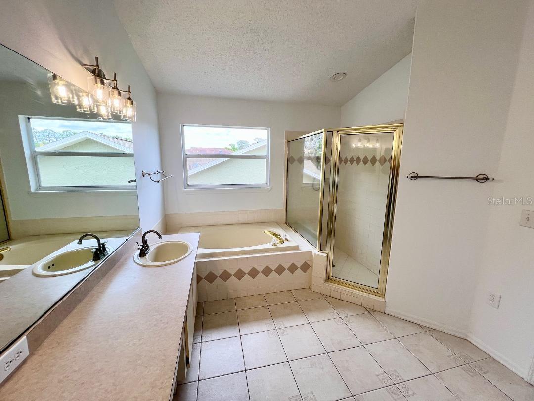 27416 Breakers Dr Property Photo 22
