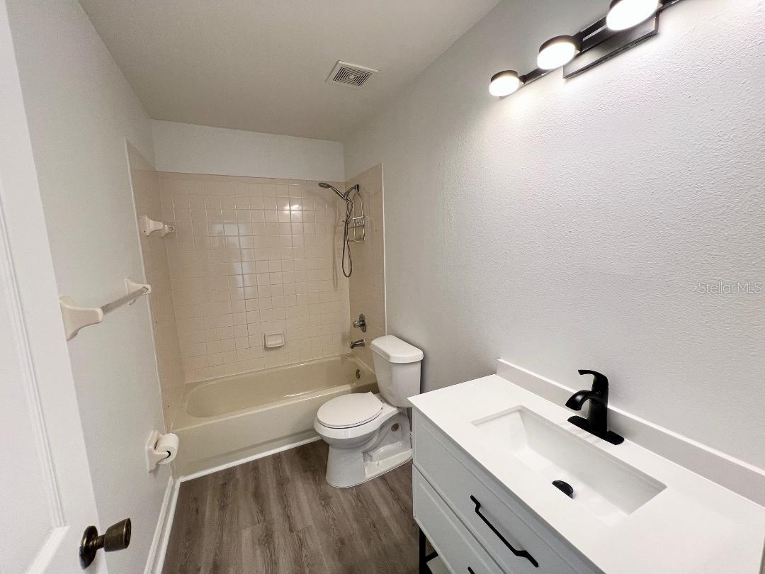 27416 Breakers Dr Property Photo 26