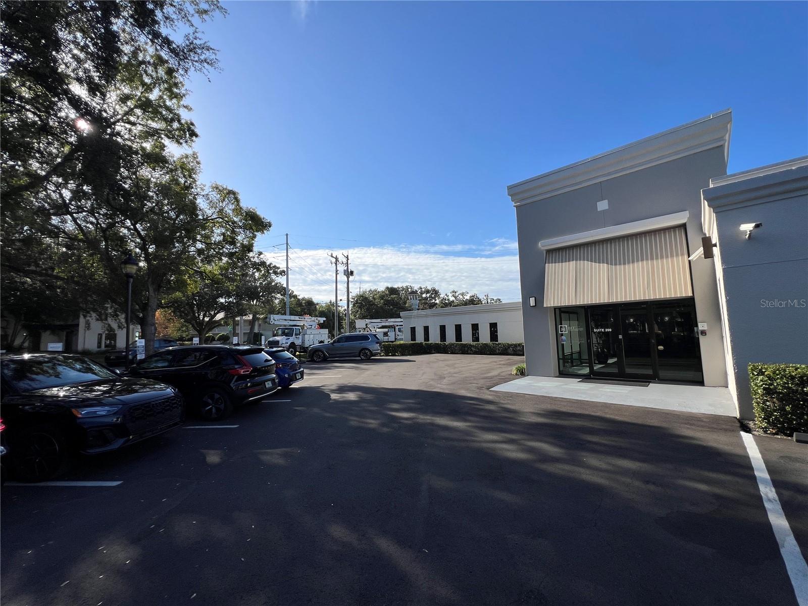 3410 Henderson Blvd Property Photo 2