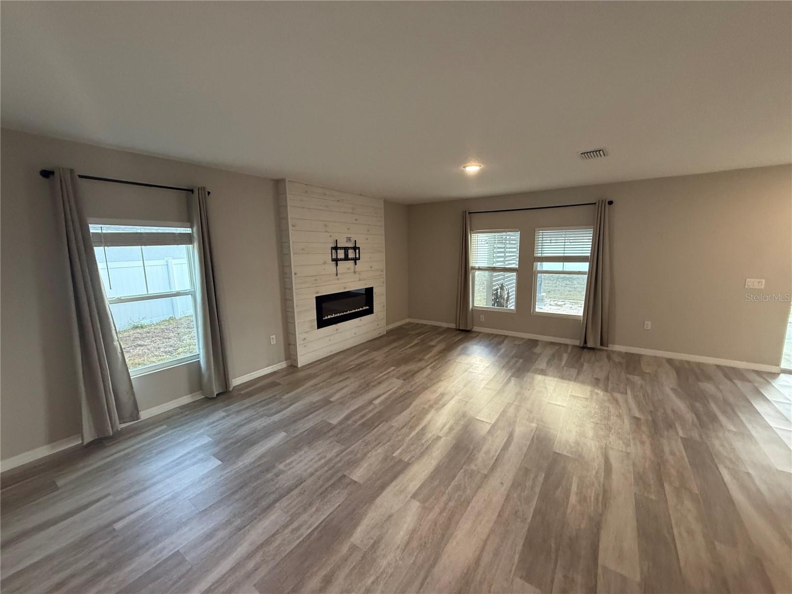 13106 Zolo Spring Cir Property Photo 4