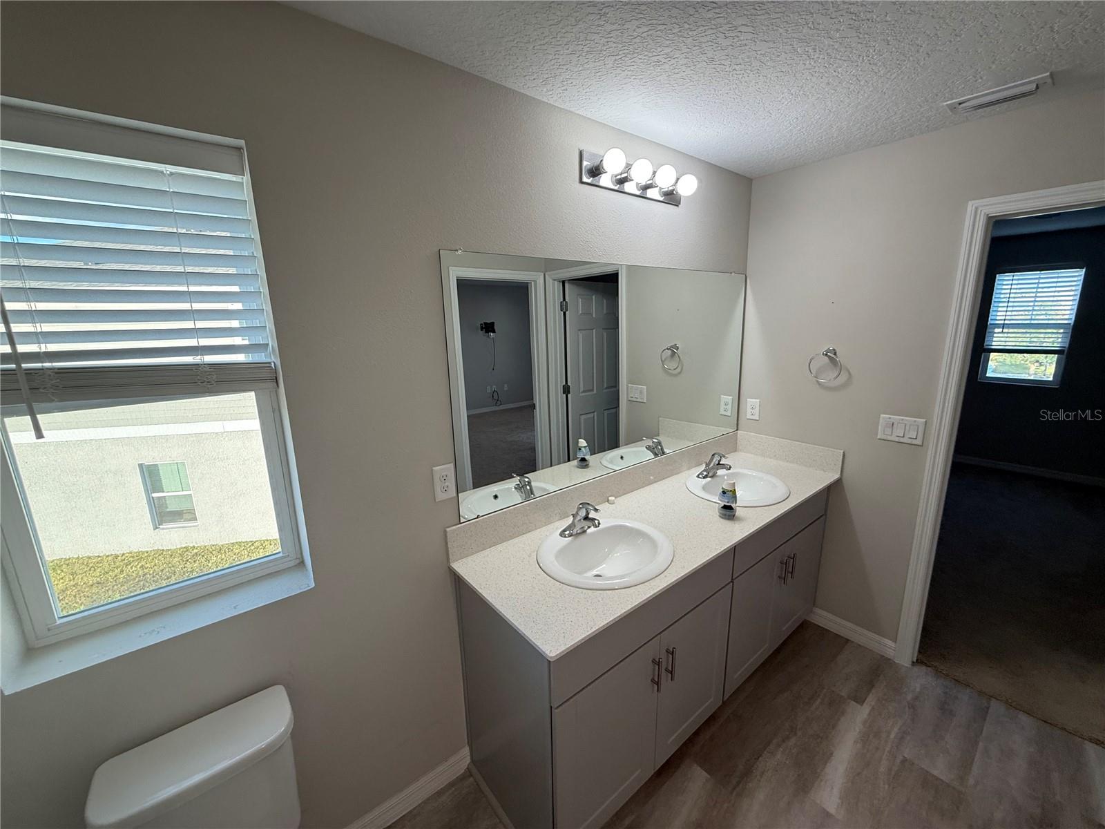 13106 Zolo Spring Cir Property Photo 17
