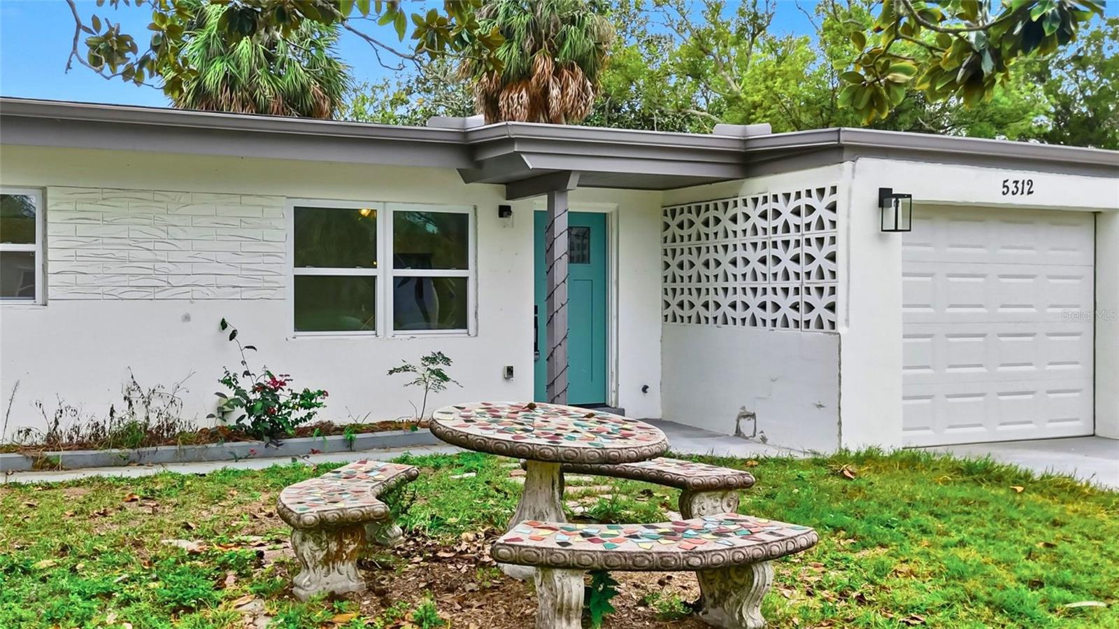 5312 Berkley Rd Property Photo 2