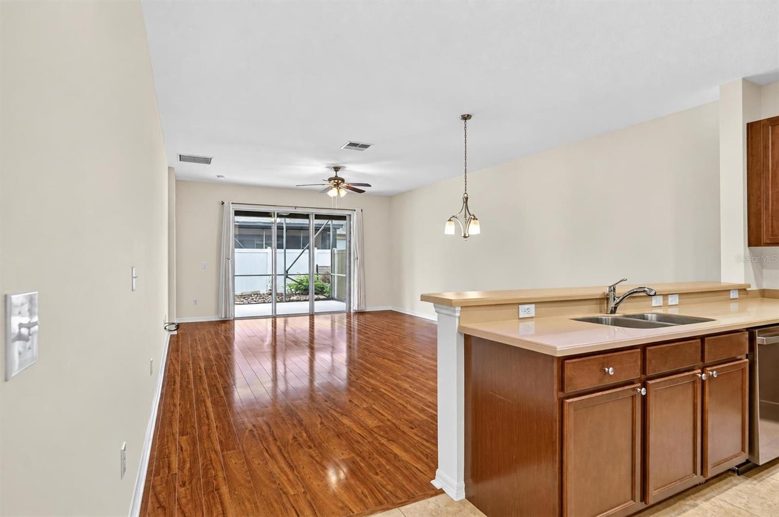 2153 Barracuda Ct Property Photo 2
