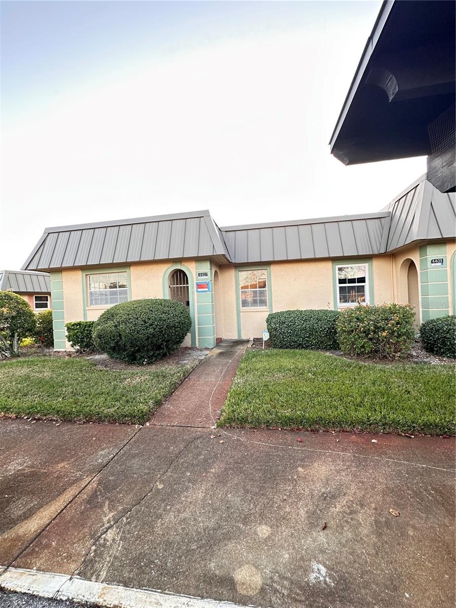 4407 Summersun Dr Property Photo 2