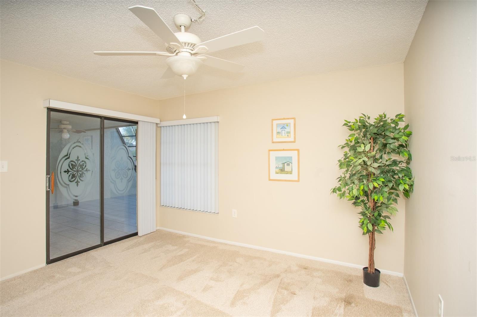 9860 62nd Ter N #1014 Property Photo 31