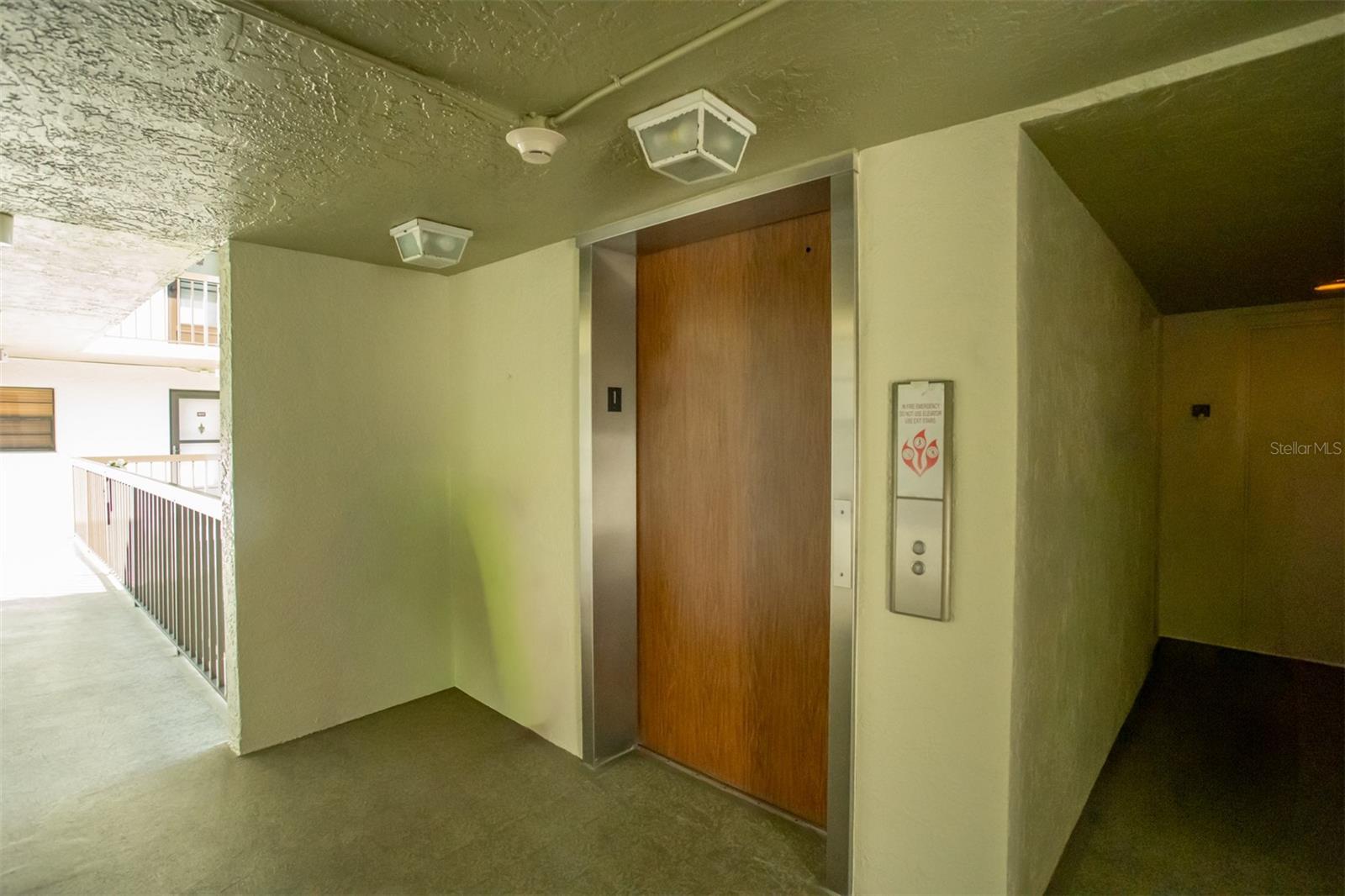 9860 62nd Ter N #1014 Property Photo 43