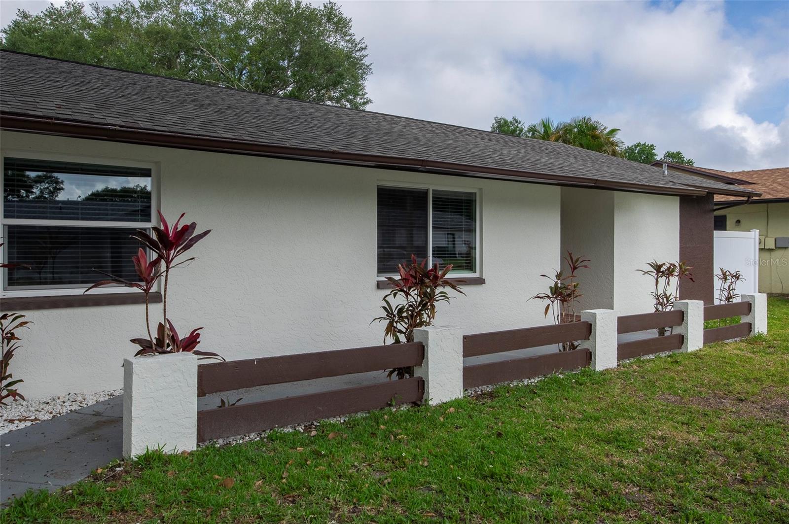 1689 Monterey Dr Property Photo 4
