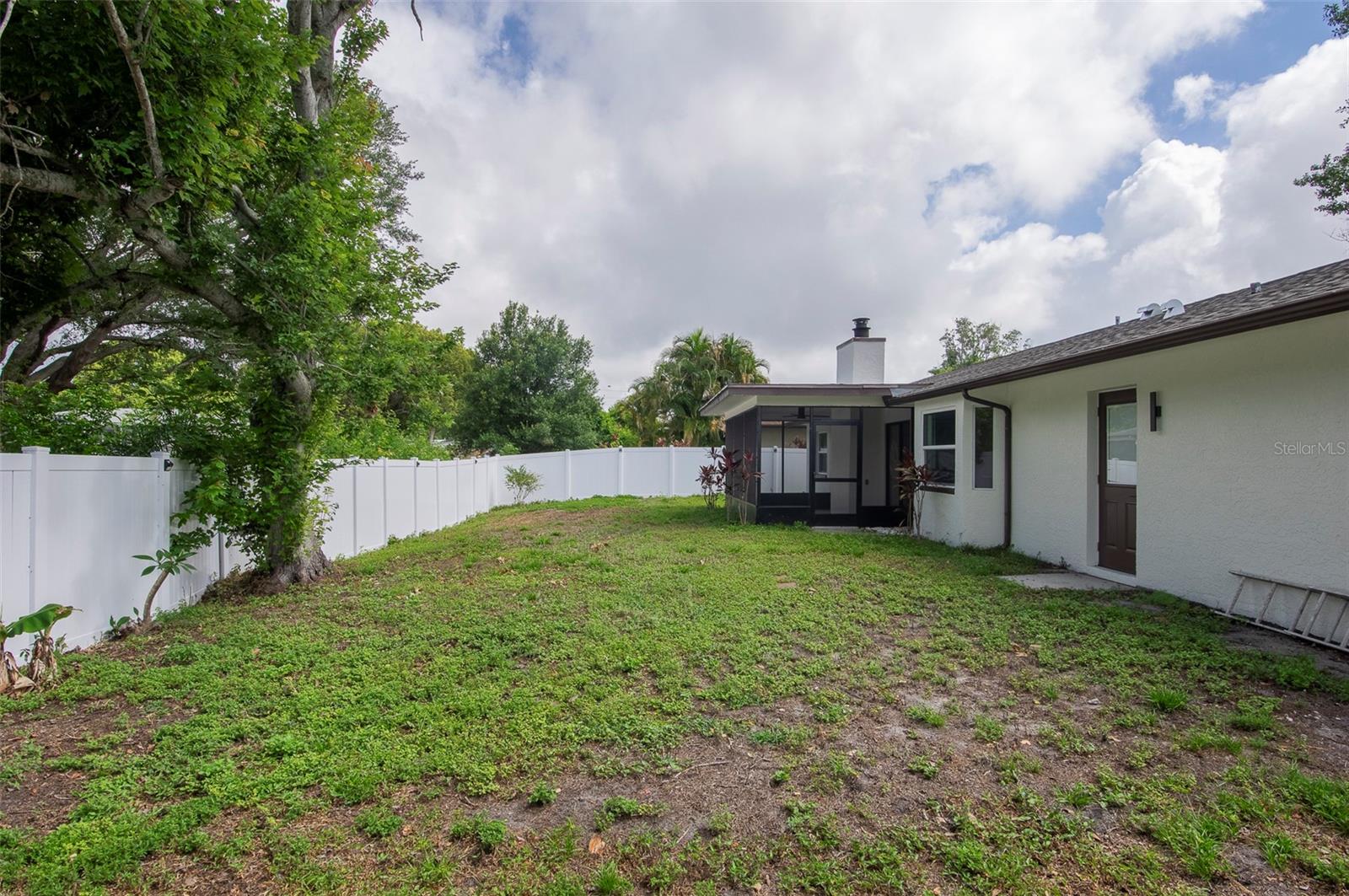 1689 Monterey Dr Property Photo 38