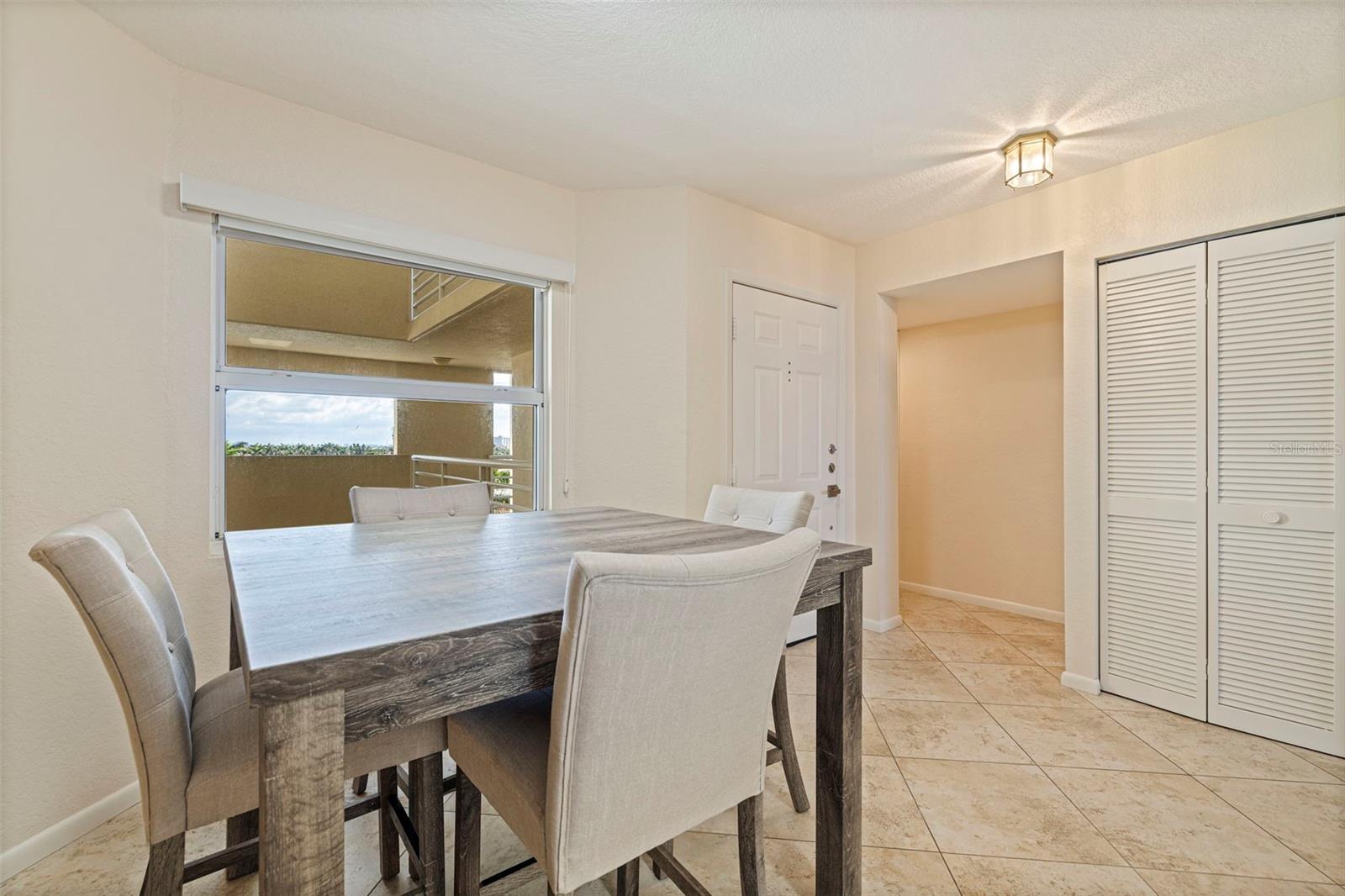6105 Bahia Del Mar Cir #683 Property Photo 5