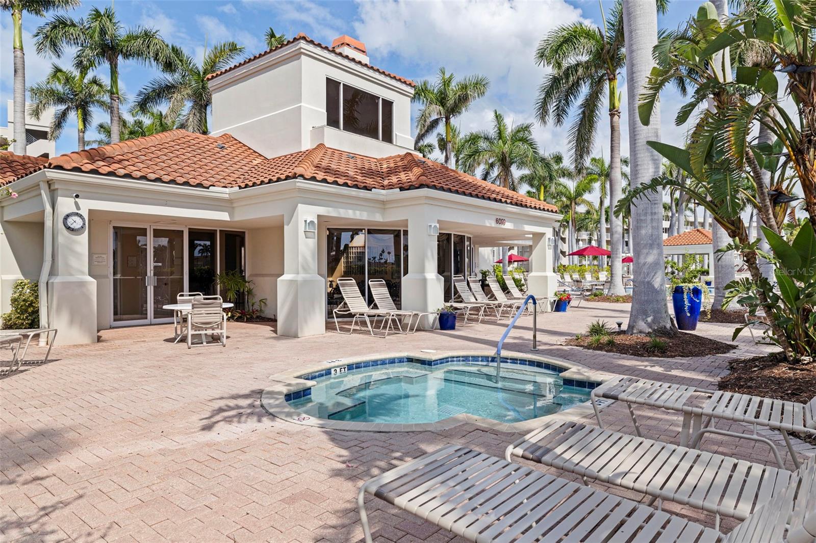 6105 Bahia Del Mar Cir #683 Property Photo 20