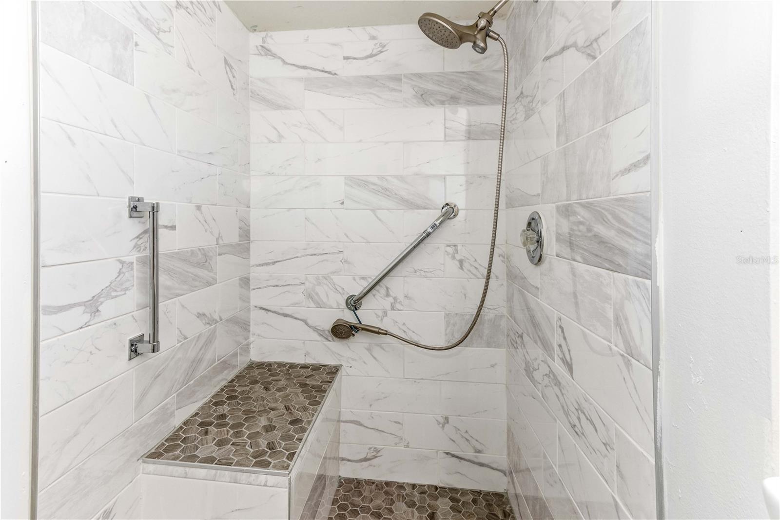 50 Harbor View Ln #11 Property Photo 41