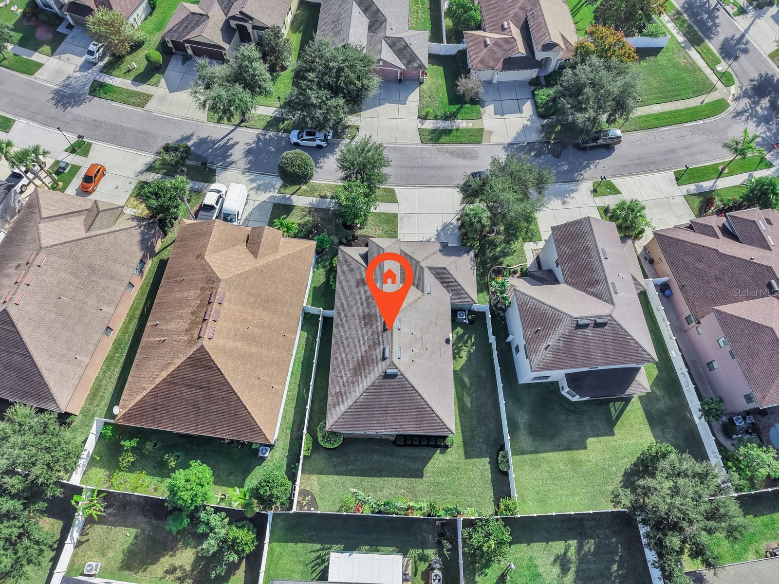 7109 Spindle Tree Ln Property Photo 2