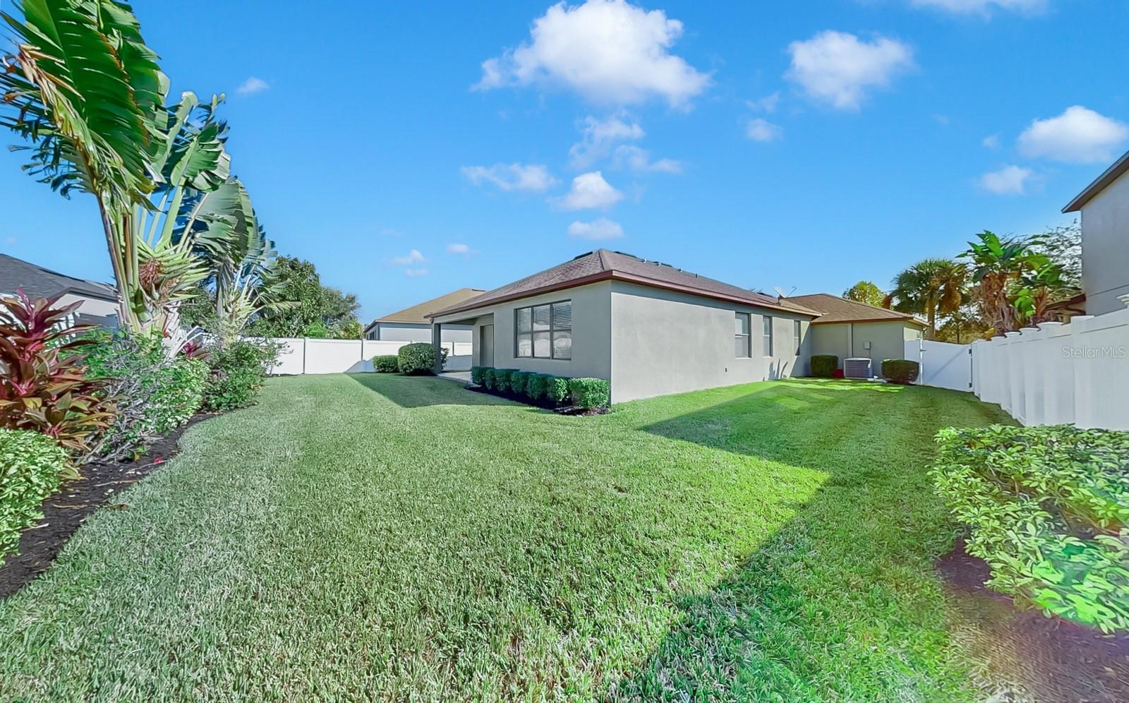 7109 Spindle Tree Ln Property Photo 5