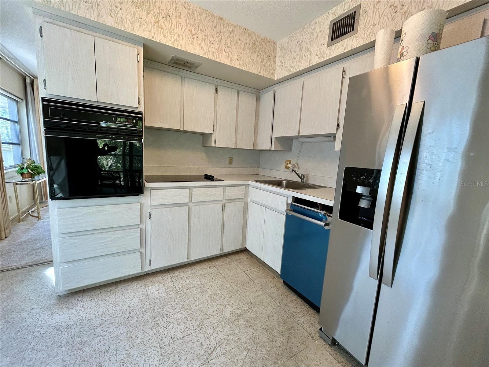 2464 Australia Way E #78 Property Photo 10