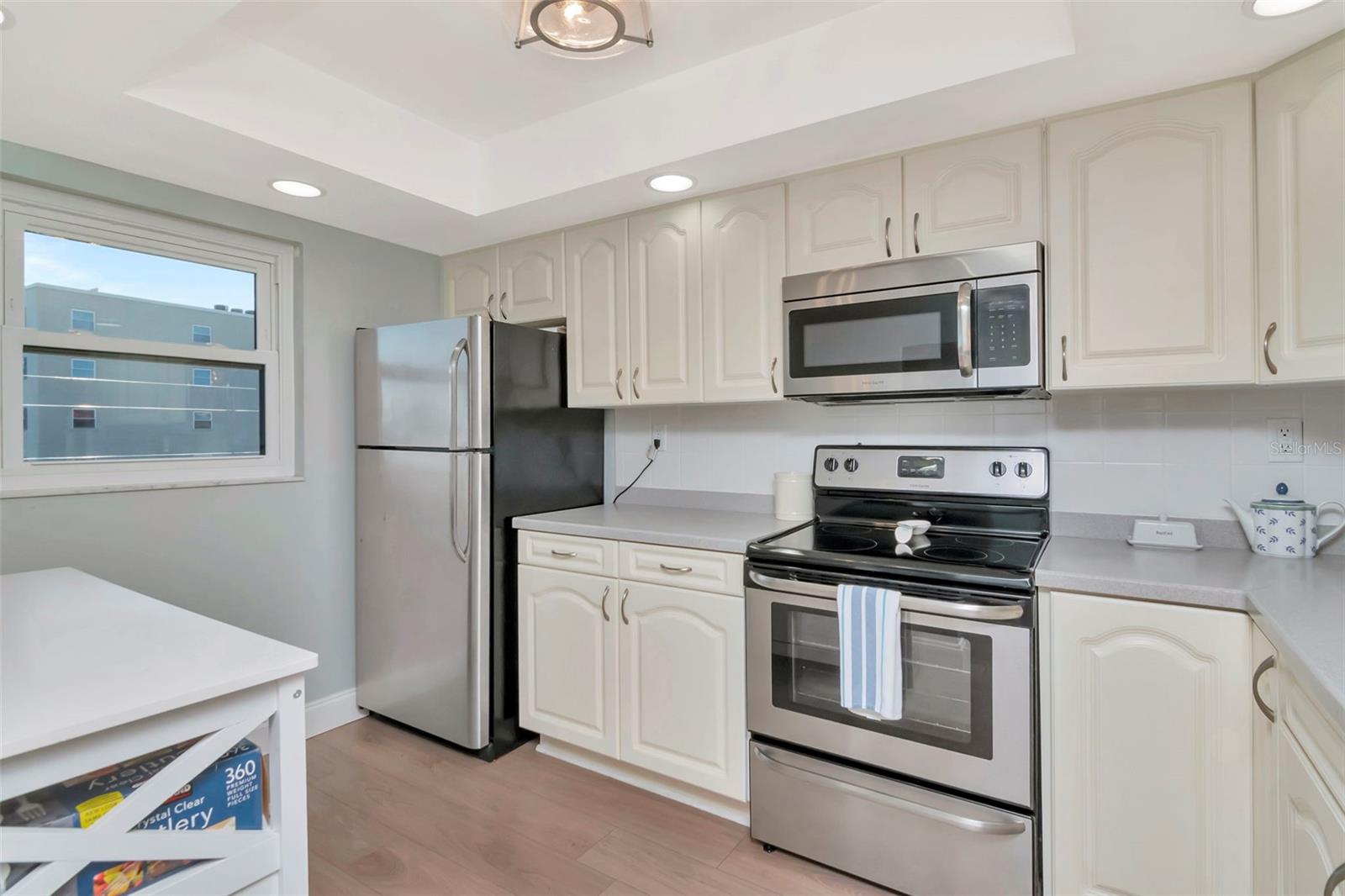 17580 Gulf Blvd #403 Property Photo 5