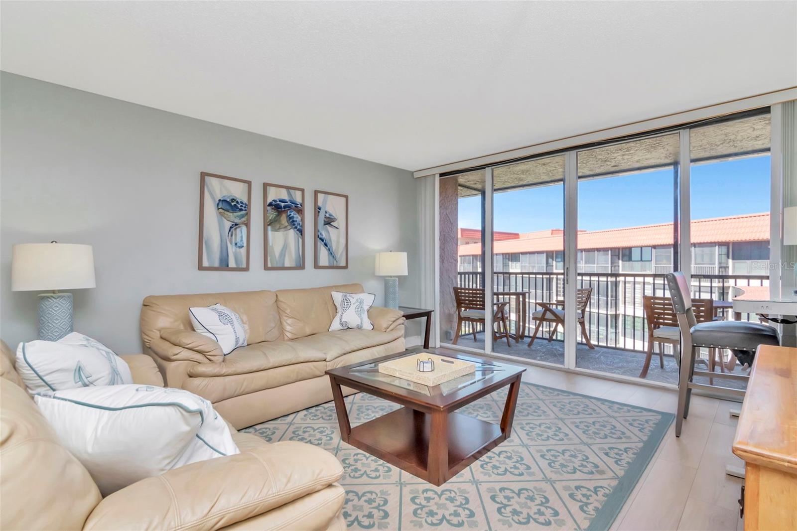 17580 Gulf Blvd #403 Property Photo 11