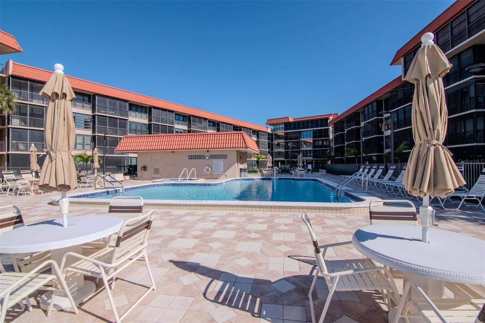 17580 Gulf Blvd #403 Property Photo 22
