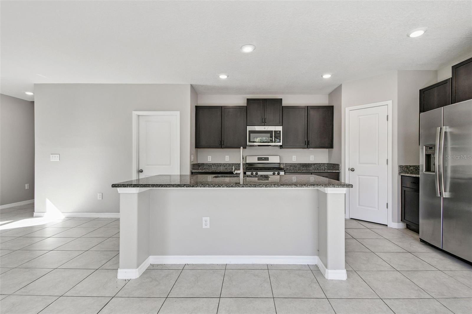 5157 White Chicory Dr Property Photo 17