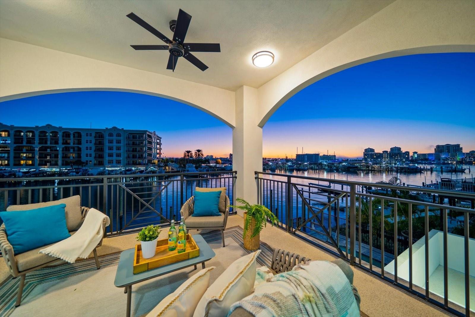 211 Dolphin Pt #202 Property Photo 49