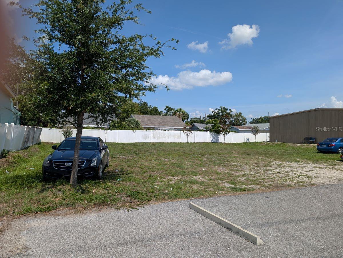 7019 N Manhattan Ave Property Photo 1