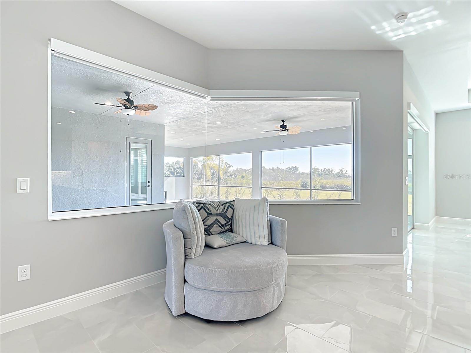 3586 Recurve Cir Property Photo 19