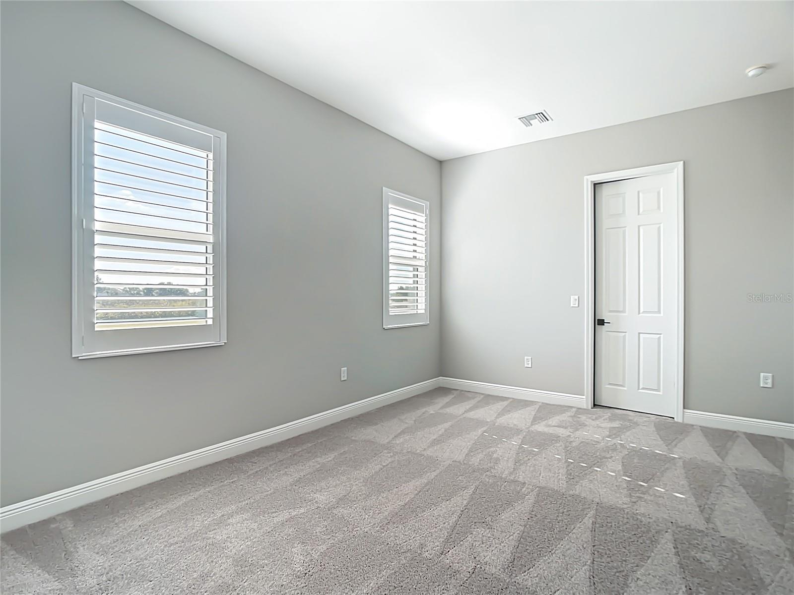 3586 Recurve Cir Property Photo 44